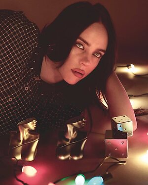 Billie Eilish leaked photo #341