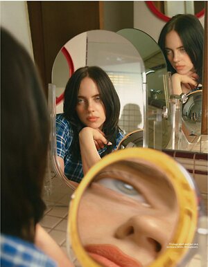 Billie Eilish leaked photo #363