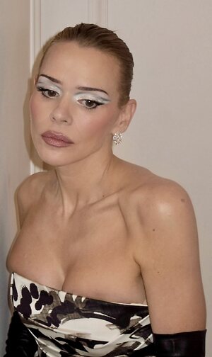 Billie Piper leaked photo #20