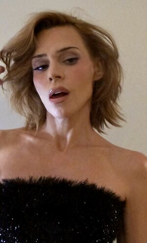 Billie Piper leaked photo #39