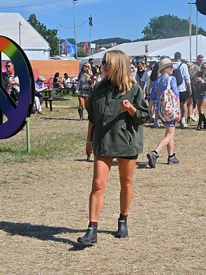 Billie Piper leaked photo #122