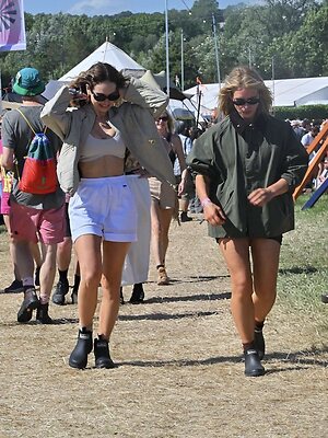 Billie Piper leaked photo #128