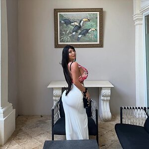 Bimbo Alondra Roi Nude Leaked Photo #5