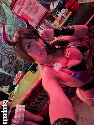 Bimbo Alondra Roi leaked photo #30
