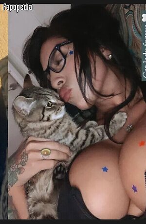 Bimbo Alondra Roi leaked photo #34