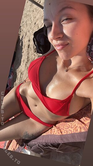 Bisscute Nude Leaked Photo #14