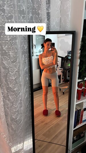 Bisscute Nude Leaked Photo #52