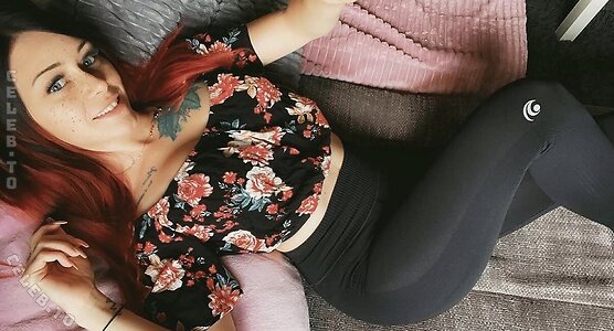 Bitchazepam Nude Leaked Photo #10