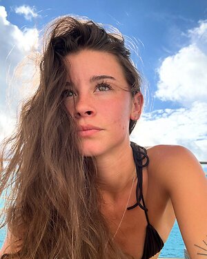 Bitty_01 leaked photo #2