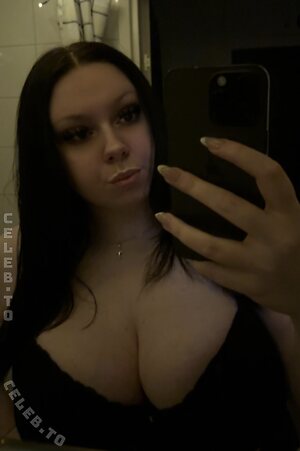 blackheadmom02 Nude Leaked Photo #7