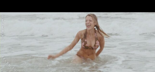 Blake Lively photo