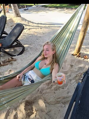 Blonde Vivi More Nude Photos