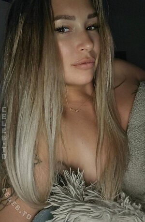 blonde_model Nude Leaked Photo #23