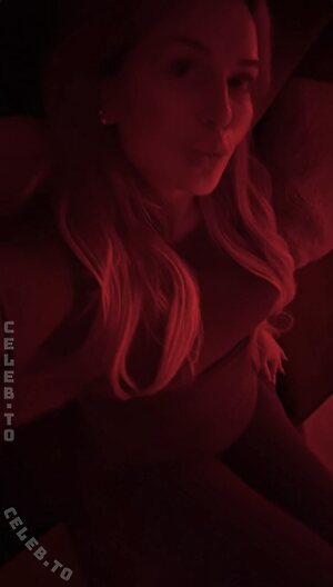 BlondeSarah2006 Nude Leaked Photo #15