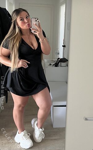 BlondeSarah2006 Nude Leaked Photo #18