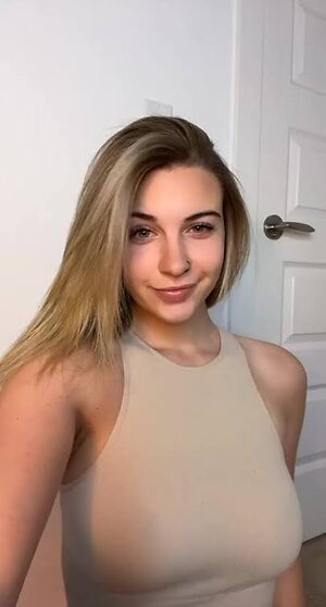 Blondeybarbie