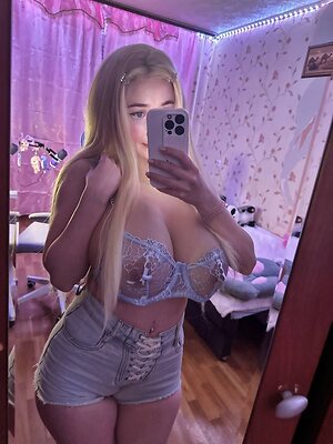Blondie7up leaked photo #89
