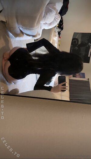 BLOWS Nude Leaked Photo #10