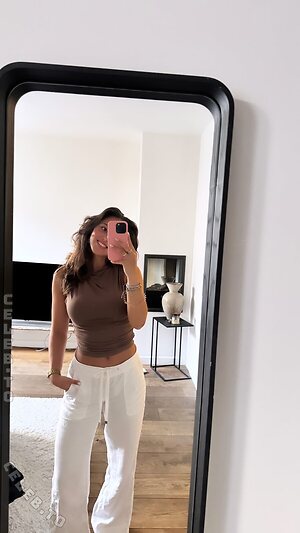 Set 9 — 5 photos