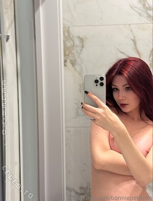Bonnie Petite Nude Leaked Photo #18