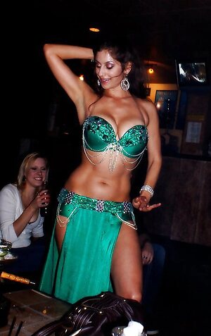 Boob Belly Dancers Nude Leaked Photo #12