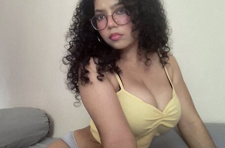 Bootlegshakira Nude Leaked Photo #7