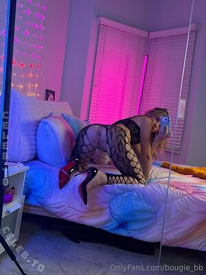 Bougie_bb leaked photo #1557