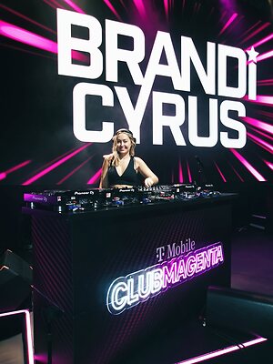 Brandi Cyrus leaked photo #4