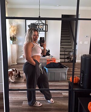Brandi Gomes leaked photo #5