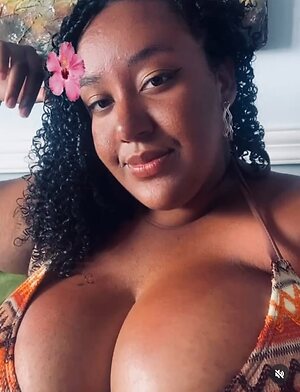Brasileiras Gordinhas Nude Leaked Photo #3