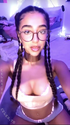 Brazil Mommy Nude Leaked Photo #20