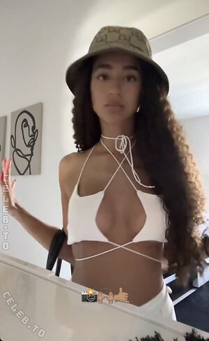 Brazil Mommy Nude Leaked Photo #64