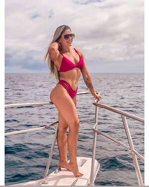 Brazilian Fitness & Muscle Girls