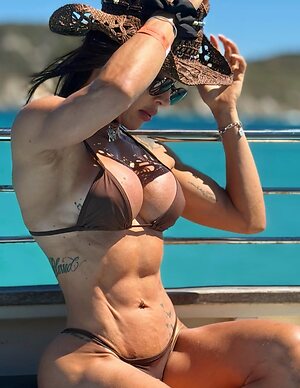 Brazilian Fitness &amp; Muscle Girls leaked photo #352