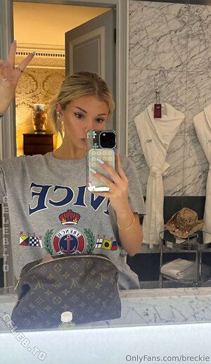 Breckie Hill Nude Leaked Photo #114