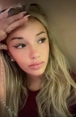 Breckie Hill Nude Leaked Photo #118