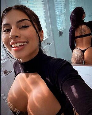 Breezyfoxx Nude Leaked Photo #56