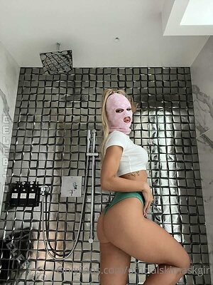 Briana Armbruster Nude Leaked Photo #5