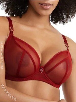 Briana Smith More Nude Photos