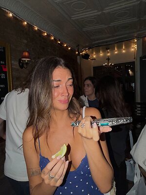 Brianna LaPaglia leaked photo #9