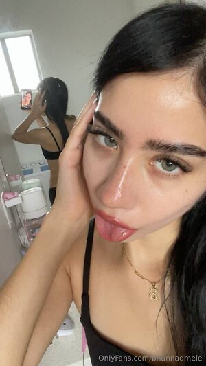 Set 3 — 6 photos