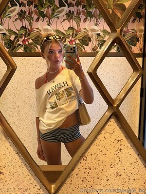 Brie Belle leaked photo #46