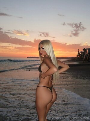Briellebunni leaked photo #4