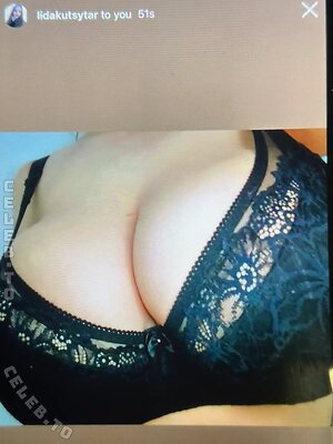 bright1988c Nude Leaked Photo #9