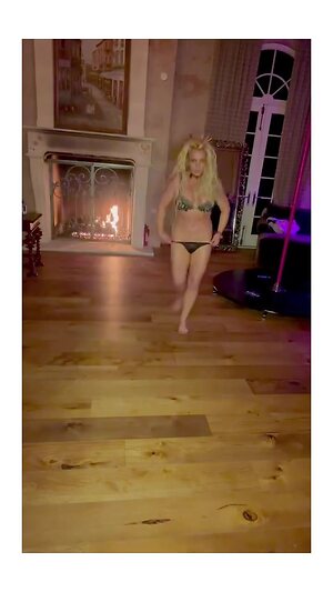 Britney Spears leaked photo #100