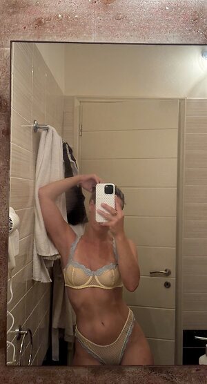 Set 5 — 3 photos