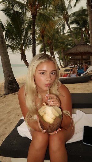 Brooke Marsden leaked photo #2