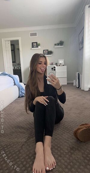 Brooke Monk More Nude Photos