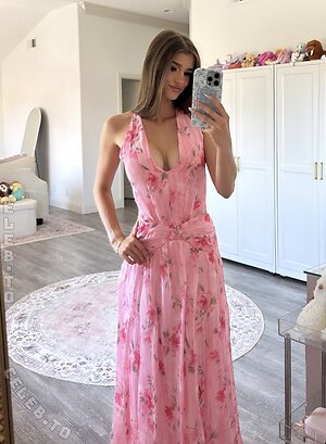 Brooke Monk photo