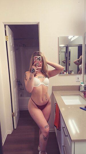 Brooklyn Dunn leaked photo #8
